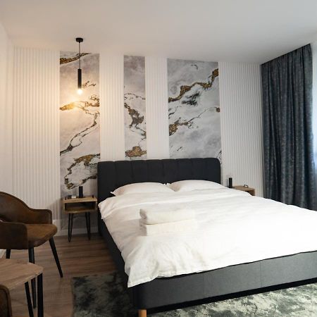 Garsoniera Lux Tineretului Leilighet Bucureşti Eksteriør bilde